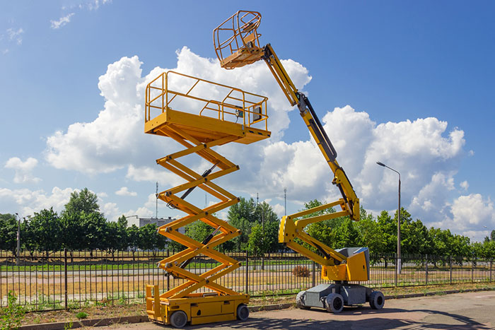 Understanding the Different Types of Boom Lifts